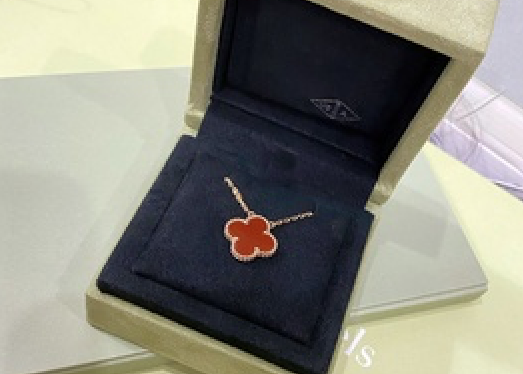 四叶草是什么牌子的奢侈品